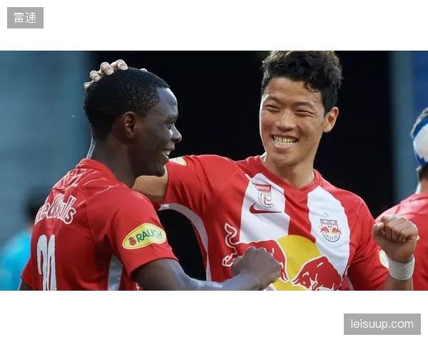 黄喜灿在狼队积累的对抗经验，将帮助他在世界杯赛场上适应高强度的身体接触。